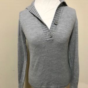 Pretty Grey Sweater. Excellent Condition!